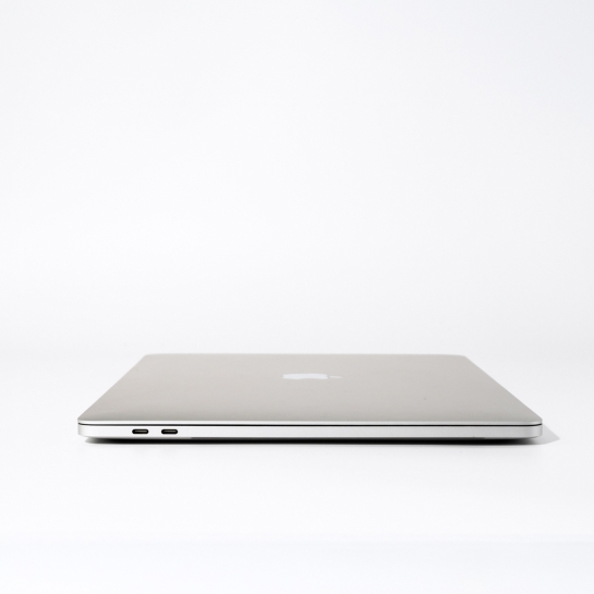 Б/У Ноутбук Apple MacBook Pro 15" 256GB Retina Silver with Touch Bar 2019 (5+) - ціна, характеристики, відгуки, розстрочка, фото 4