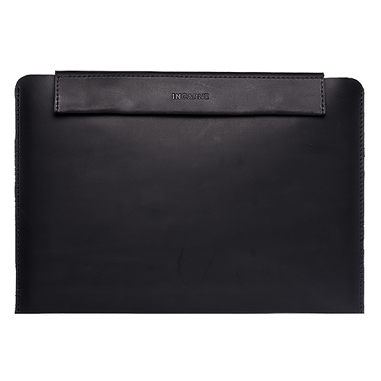 Кожаный чехол INCARNE Horizon чёрный для MacBook Pro 15" (2016-2020) - цена, характеристики, отзывы, рассрочка, фото 1