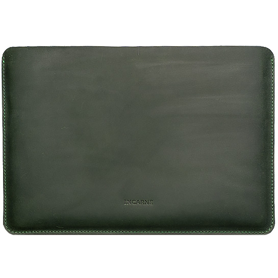 Кожаный чехол INCARNE New Gamma зелёный для MacBook Pro 16