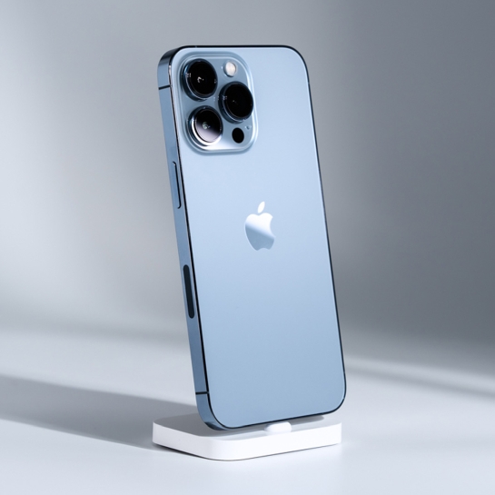 Б/У Apple iPhone 13 Pro 256 Gb Sierra Blue (Идеальное) - цена, характеристики, отзывы, рассрочка, фото 1