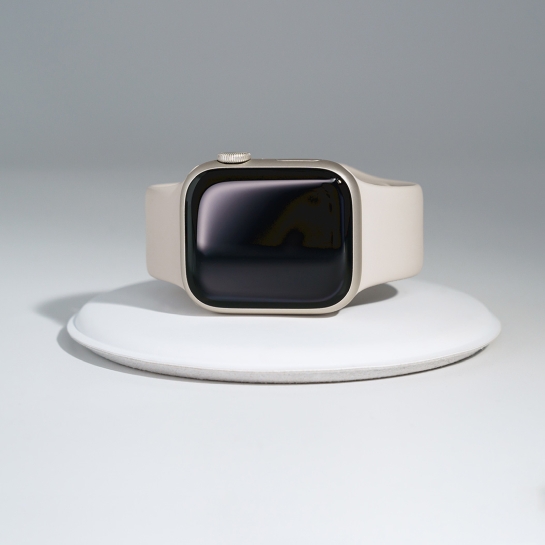Б/У Смарт-часы Apple Watch Series 7 + LTE 41mm Starlight Aluminum Case with Starlight Sport Band (Идеальное) - цена, характеристики, отзывы, рассрочка, фото 1