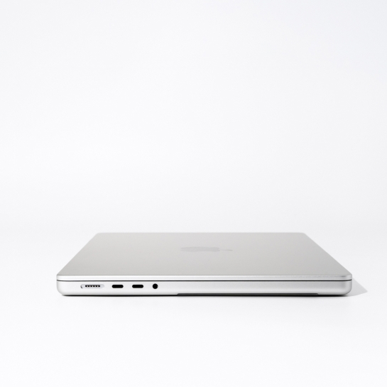 Б/У Ноутбук Apple MacBook Pro 14" M1 Pro Chip 512 Gb/8CPU/14GPU Silver 2021 (MKGR3) (Отличное) - цена, характеристики, отзывы, рассрочка, фото 4