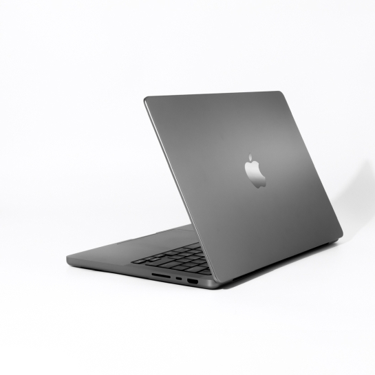Б/У Ноутбук Apple MacBook Pro 14" M1 Pro Chip 512 Gb/8CPU/14GPU Space Gray 2021 (MKGP3) (Ідеальний) - ціна, характеристики, відгуки, розстрочка, фото 3