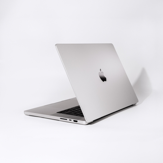 Б/У Ноутбук Apple MacBook Pro 16" M1 Pro Chip 512 Gb/10CPU/16GPU Silver 2021 (MK1E3) (Идеальное) - цена, характеристики, отзывы, рассрочка, фото 3