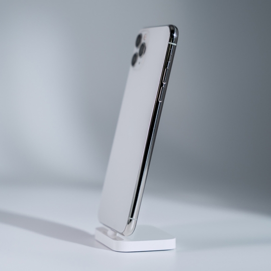Б/У Apple iPhone 11 Pro Max 256 Gb Silver (2) - цена, характеристики, отзывы, рассрочка, фото 3