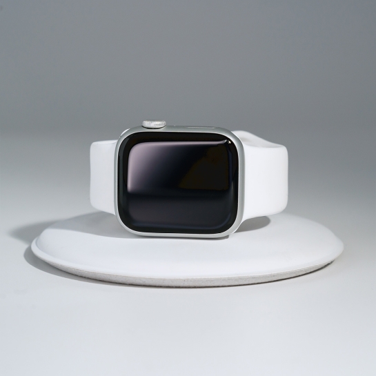 Б/У Смарт-годинник Apple Watch 8 + LTE 45mm Silver Aluminum Case with White Sport Band (Ідеальний) - ціна, характеристики, відгуки, розстрочка, фото 1