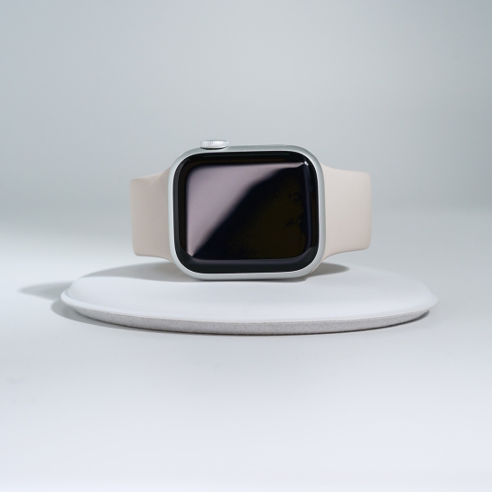 Б/У Смарт-годинник Apple Watch 8 + LTE 45mm Starlight Aluminum Case with Starlight Sport Band (Ідеальний) - ціна, характеристики, відгуки, розстрочка, фото 1