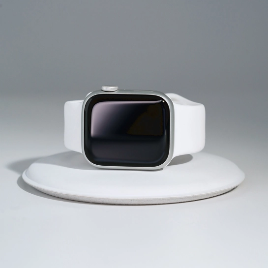 Б/У Смарт-часы Apple Watch 8 41mm Silver Aluminum Case with White Sport Band (Отличное)