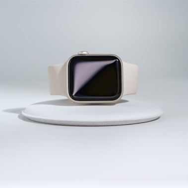 Б/У Смарт-часы Apple Watch SE 2 40mm Starlight Aluminum Case with Starlight Sport Band (Идеальное)
