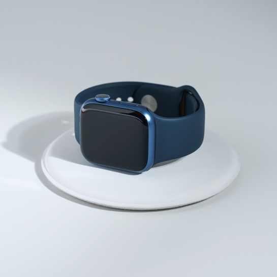 Б/У Смарт-годинник Apple Watch Series 7 + LTE 41mm Blue Aluminum Case with Abyss Blue Sport Band (Відмінний) - ціна, характеристики, відгуки, розстрочка, фото 2